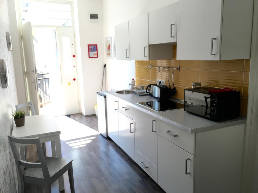 Budget Apartment By Hi5-Kiraly 99 Budapeste Exterior foto